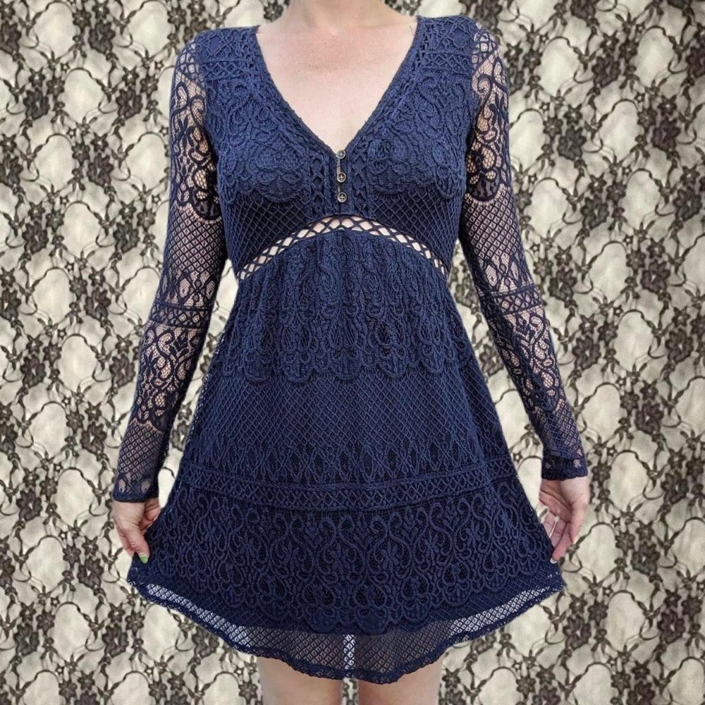 hollister long sleeve lace navy blue skater dress keyhole back juniors sz 3